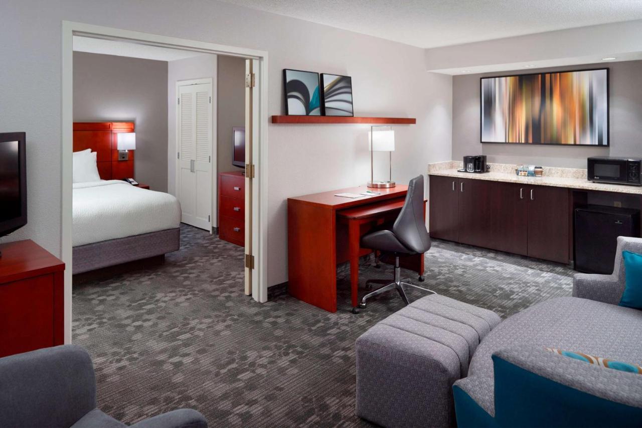 Hotel Sonesta Select Atlanta Airport North 3*